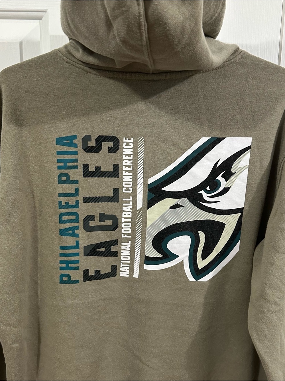 NFL Apparel Philadelphia Eagles Hoodie - Picture 8 of 10
